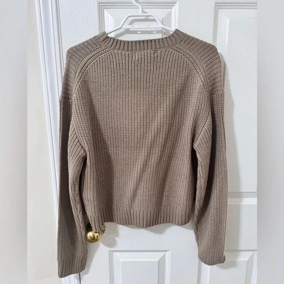 Sweater - Picture 2 of 2